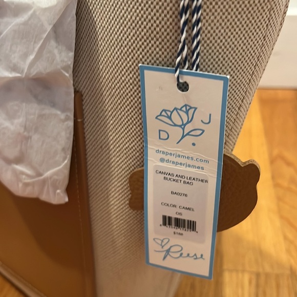 BNWT Draper James Canvas and Leather Bucket Bag - Picture 7 of 7